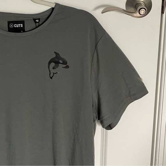 Cuts Sage Green Whale Print AO Curve Hem Short Sleeve Tee- 47024 - Picture 13 of 15